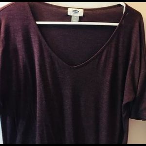 Casual v neck t-shirt